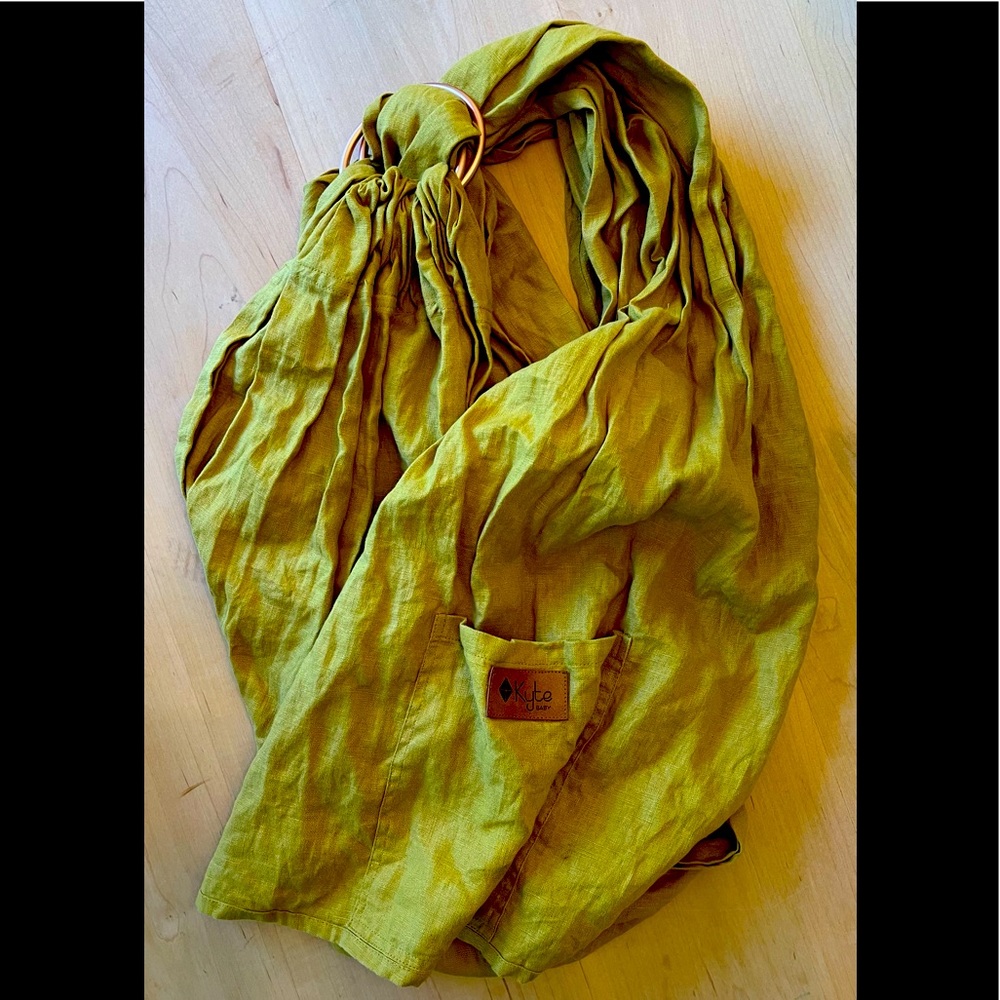 KYTE baby sling NWOT